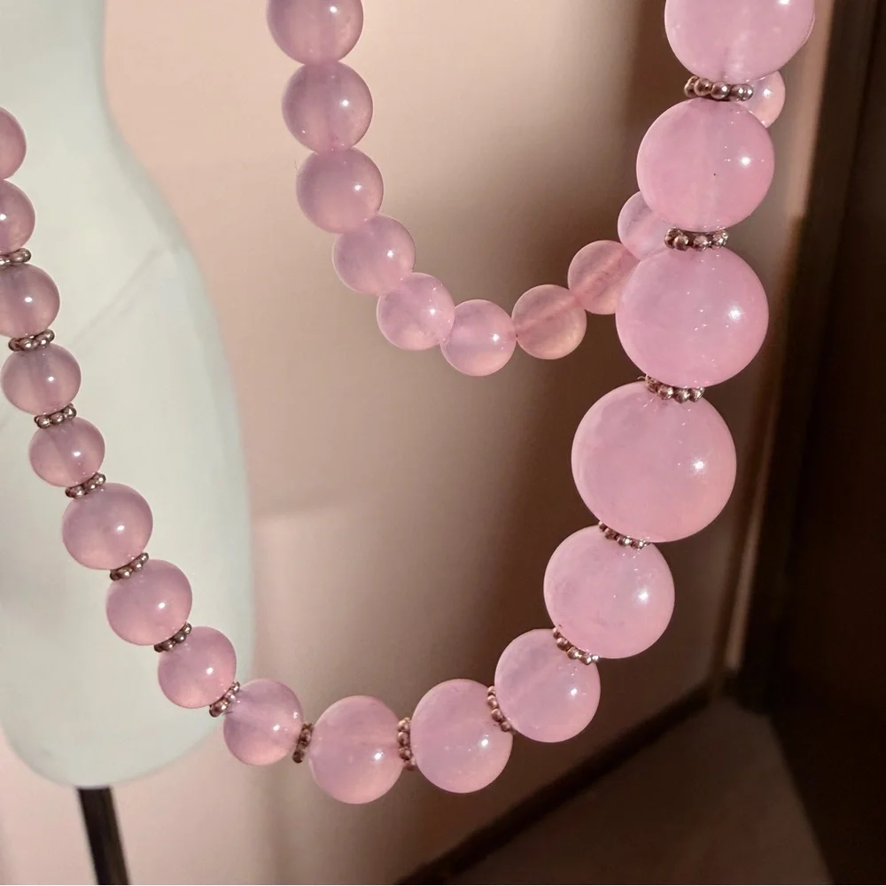 Vintage pink Jade Graduated Beaded Sterling silver Necklace 18 inches
